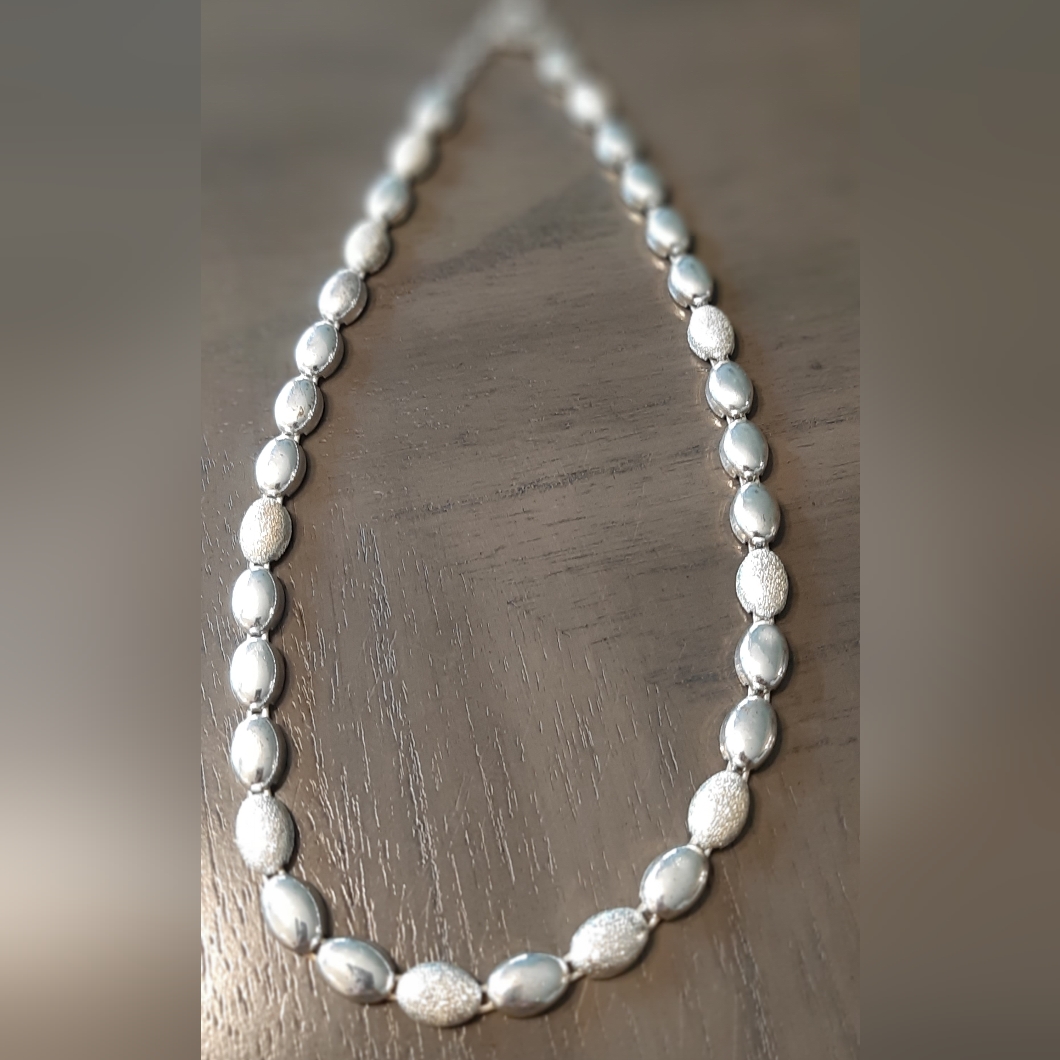 Silver Tone Necklace